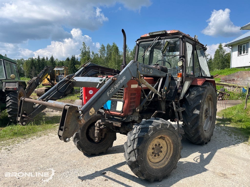 1988 MTZ 820 Traktor-laadur - Tractor: afbeelding 2 1988 MTZ 820 Traktor-laadur - Tractor: afbeelding 2