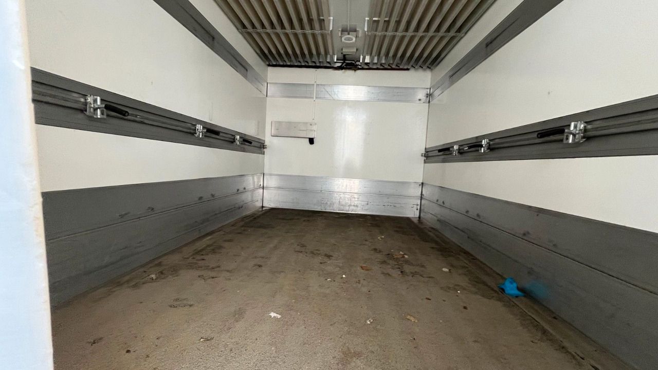 Iveco 50C18 Kühler Kühlkoffer Frigoblock Iveco 50C18 Kühler Kühlkoffer Frigoblock - Koelwagen: afbeelding 5 Iveco 50C18 Kühler Kühlkoffer Frigoblock Iveco 50C18 Kühler Kühlkoffer Frigoblock - Koelwagen: afbeelding 5