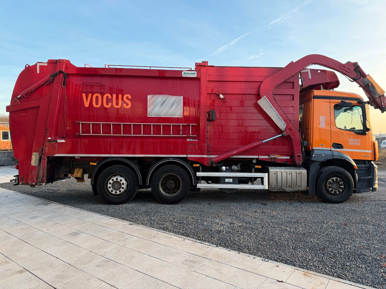 Mercedes-Benz Antos 2840 2740 2540Müllwagen Frontlader Euro 6c - Vuilniswagen: afbeelding 5 Mercedes-Benz Antos 2840 2740 2540Müllwagen Frontlader Euro 6c - Vuilniswagen: afbeelding 5