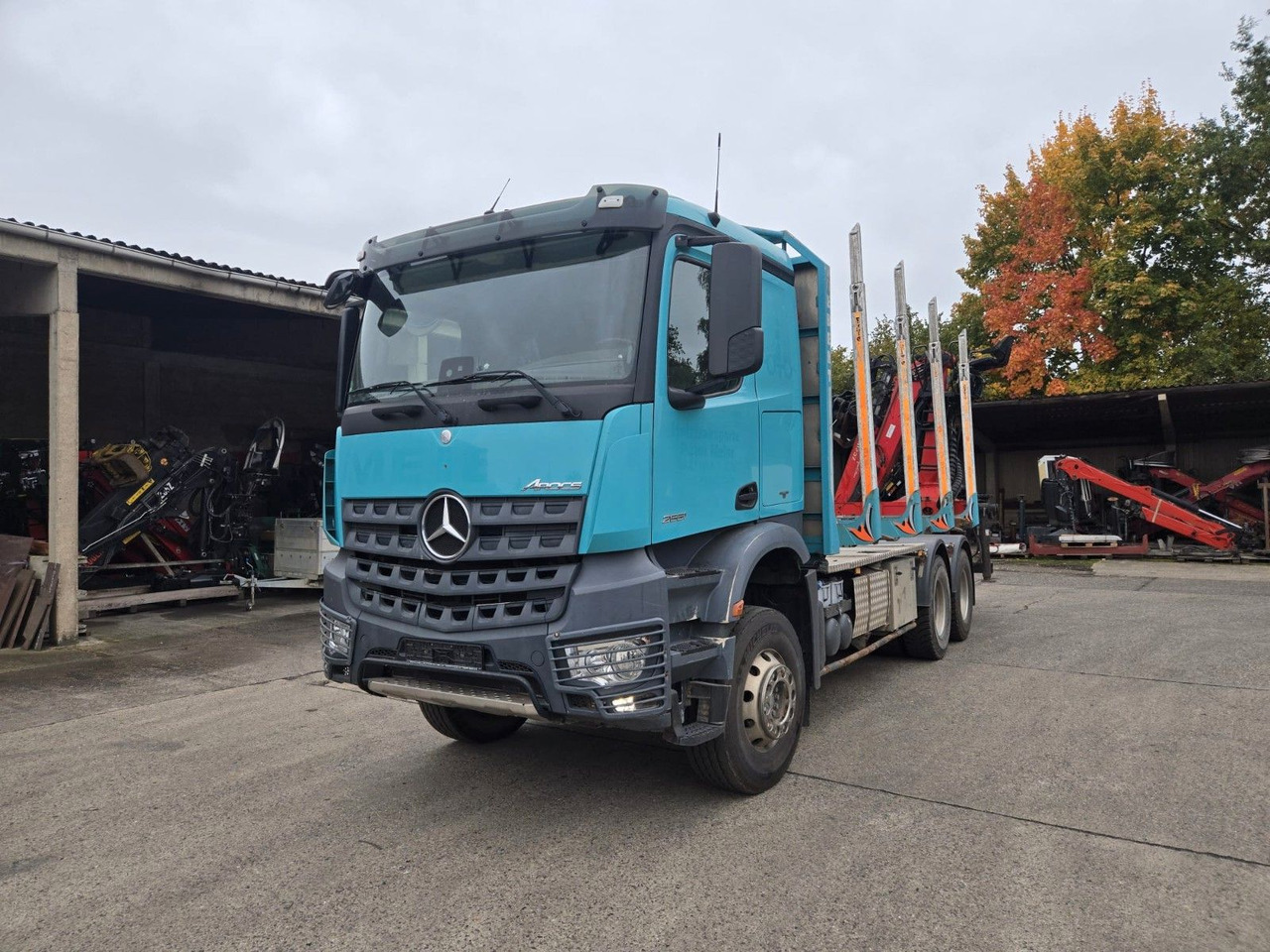 Mercedes-Benz Arocs 2651 Holztransporter Blatt Blatt Kran - Houttransport, Kraanwagen: afbeelding 2 Mercedes-Benz Arocs 2651 Holztransporter Blatt Blatt Kran - Houttransport, Kraanwagen: afbeelding 2