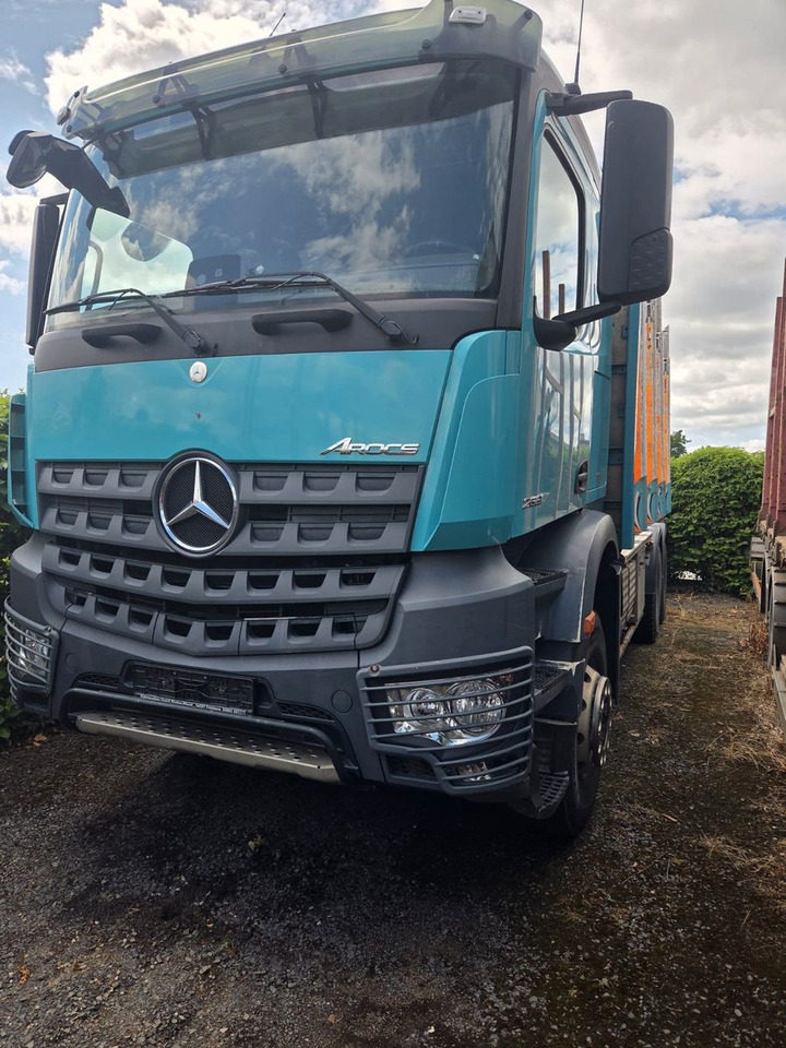 Mercedes-Benz Arocs 2651 Holztransporter Blatt Blatt ohne Kran - Containertransporter/ Wissellaadbak vrachtwagen: afbeelding 1 Mercedes-Benz Arocs 2651 Holztransporter Blatt Blatt ohne Kran - Containertransporter/ Wissellaadbak vrachtwagen: afbeelding 1