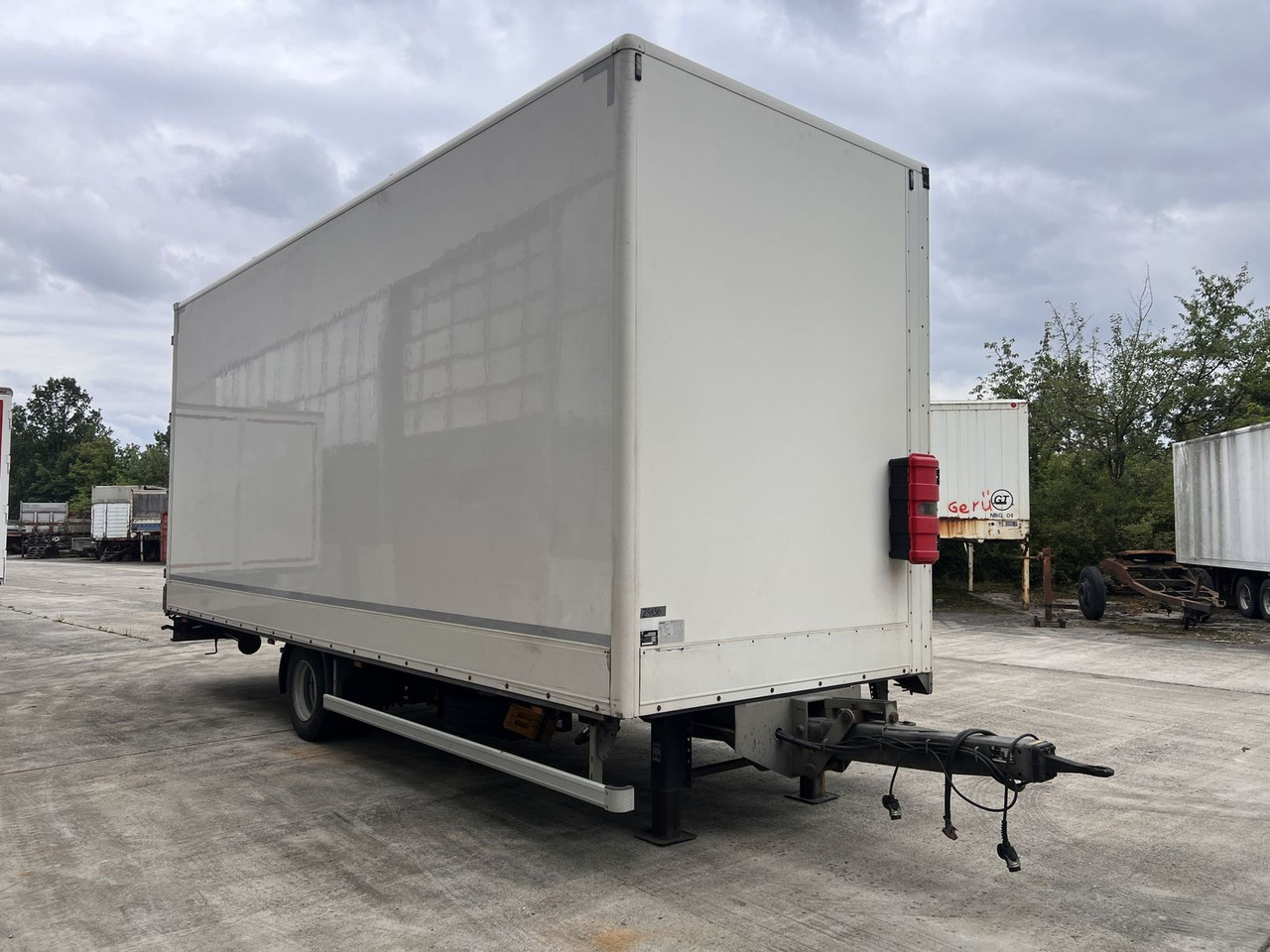 1 Achs Jumbo- Planenanhänger 10,5 t GG - Schuifzeilen vrachtwagen: afbeelding 3 1 Achs Jumbo- Planenanhänger 10,5 t GG - Schuifzeilen vrachtwagen: afbeelding 3