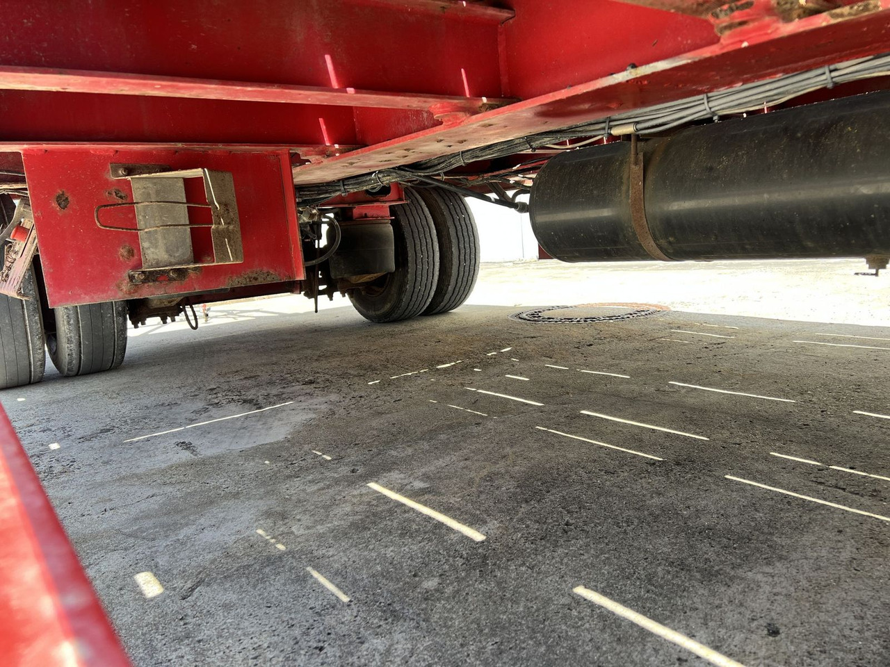 3 Achs Tiefladeranhänger mit gerader Ladefläche - Dieplader aanhangwagen: afbeelding 5 3 Achs Tiefladeranhänger mit gerader Ladefläche - Dieplader aanhangwagen: afbeelding 5