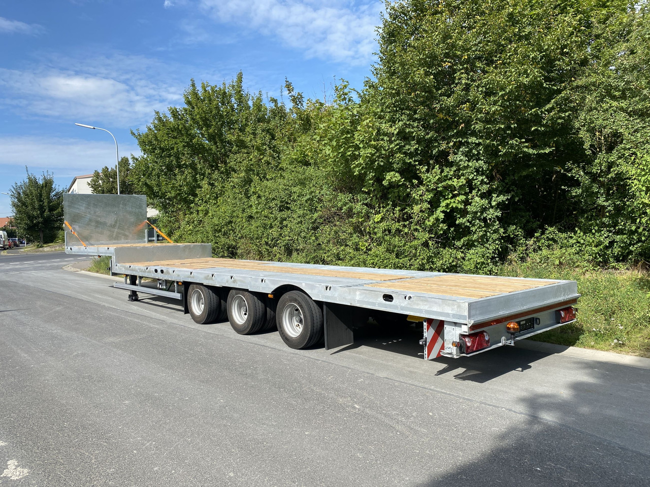Möslein ST 3-Plato 9,4 3 Achs Satteltieflader Plato 45 t GGfür Fertigteile, Baumaschinen oder Container - Vlakke/ Open oplegger: afbeelding 2 Möslein ST 3-Plato 9,4 3 Achs Satteltieflader Plato 45 t GGfür Fertigteile, Baumaschinen oder Container - Vlakke/ Open oplegger: afbeelding 2