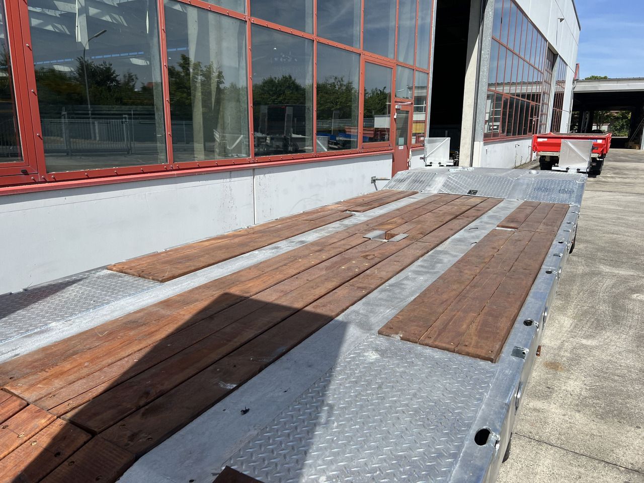 Nieuw Dieplader aanhangwagen voor het vervoer van zwaar materieel Möslein T 2 Schwebheim  Neuer 2 Achs Tieflader- Anhänger, Verbreiterung: afbeelding 7