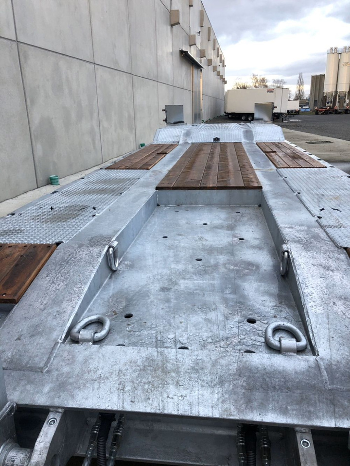 Möslein T 4 VB H1 1 neuer 4 Achs Tieflader hydraulischen Rampen - Dieplader aanhangwagen: afbeelding 2 Möslein T 4 VB H1 1 neuer 4 Achs Tieflader hydraulischen Rampen - Dieplader aanhangwagen: afbeelding 2