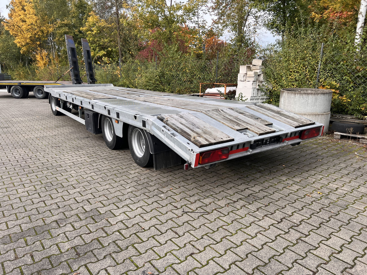 Möslein TO 3 F Schwebheim  3 Achs Tiefladeranhänger - Dieplader aanhangwagen: afbeelding 5 Möslein TO 3 F Schwebheim  3 Achs Tiefladeranhänger - Dieplader aanhangwagen: afbeelding 5