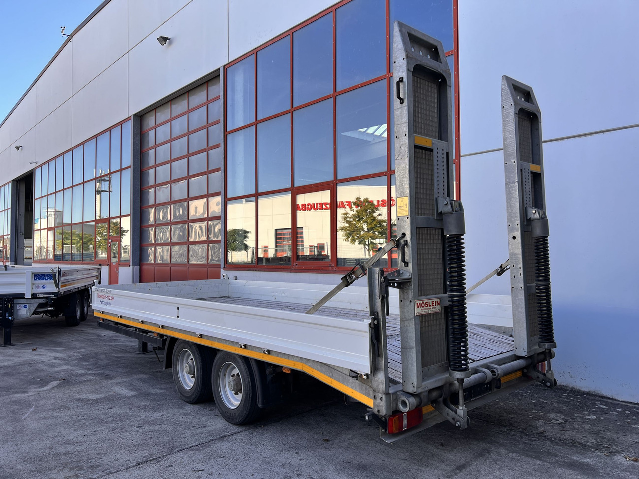 Möslein TTS 11 Schwebheim Tandemtieflader - Dieplader aanhangwagen: afbeelding 5 Möslein TTS 11 Schwebheim Tandemtieflader - Dieplader aanhangwagen: afbeelding 5