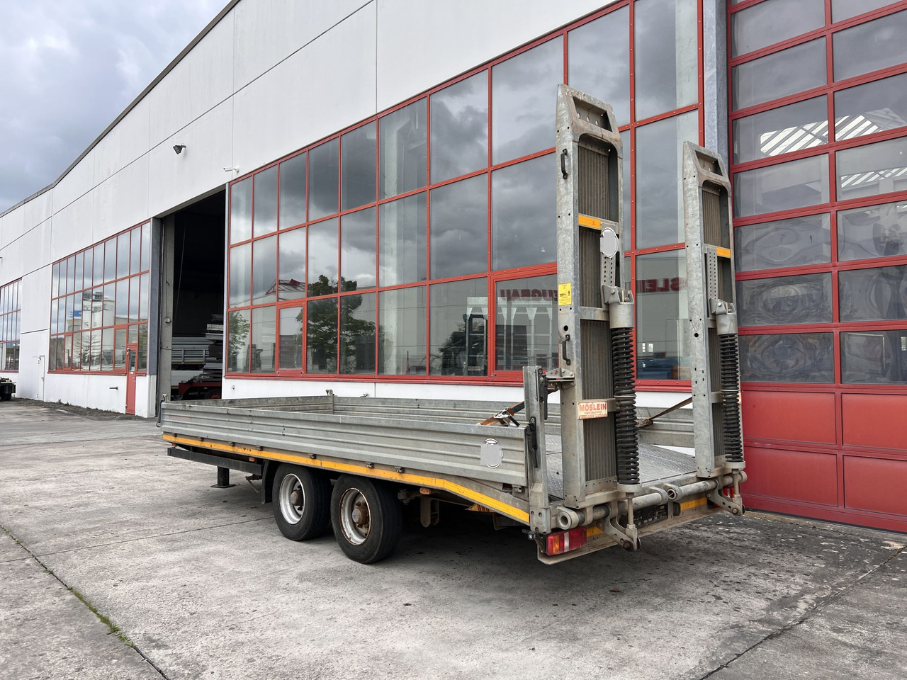 Möslein TTS 13 Schwebheim 13 t Tandemtieflader - Dieplader aanhangwagen: afbeelding 5 Möslein TTS 13 Schwebheim 13 t Tandemtieflader - Dieplader aanhangwagen: afbeelding 5