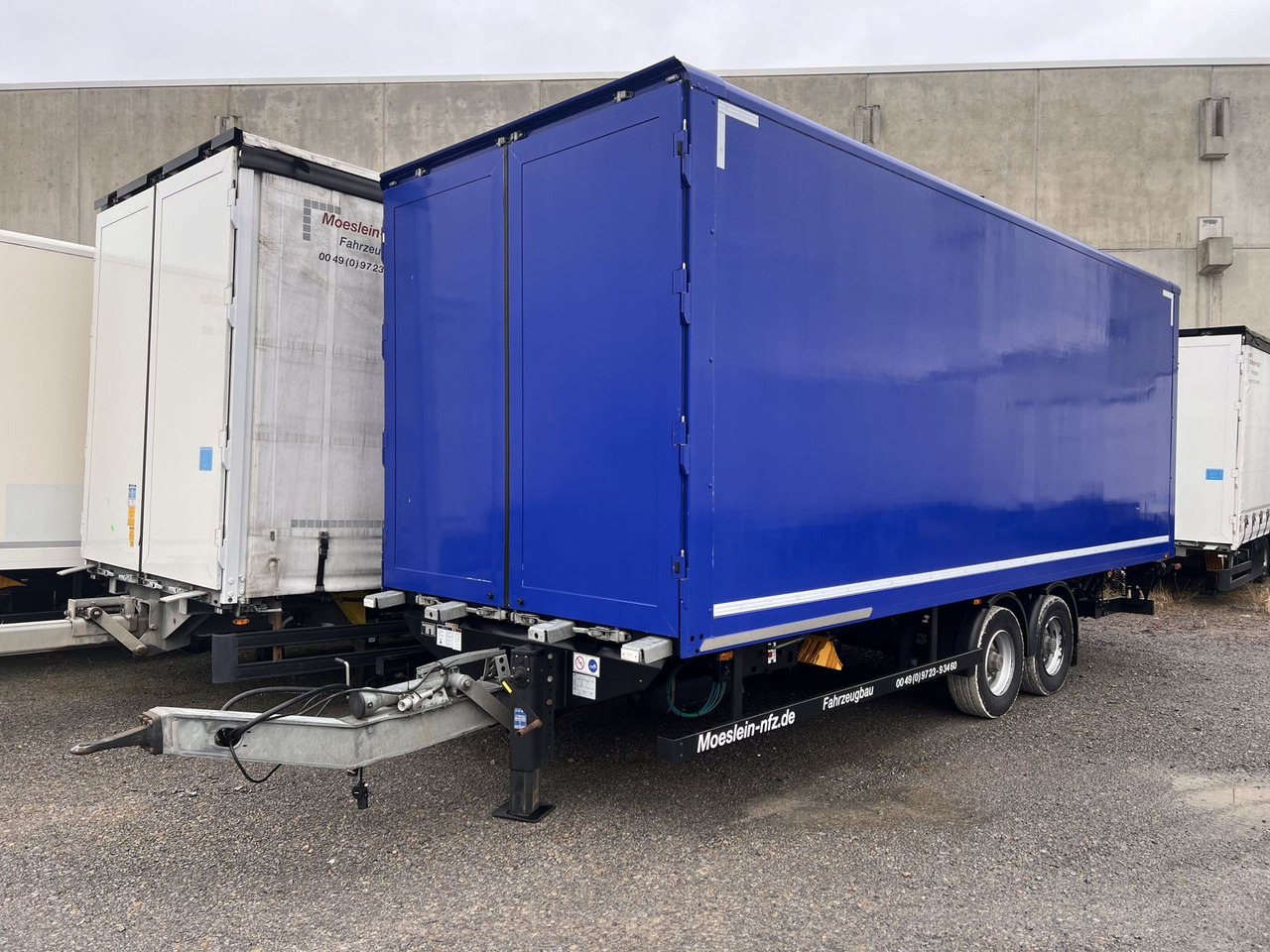 Möslein Tandem Koffer, Ladebordwand + Durchladbar, Weni - Gesloten aanhangwagen: afbeelding 2 Möslein Tandem Koffer, Ladebordwand + Durchladbar, Weni - Gesloten aanhangwagen: afbeelding 2