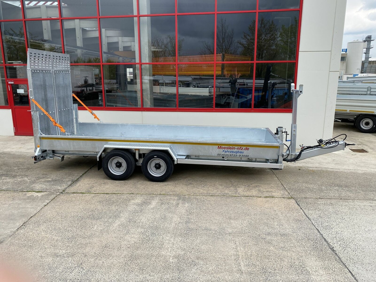 Möslein Tieflader für Fräsen breiten hydraulischen Ramp - Dieplader aanhangwagen: afbeelding 1 Möslein Tieflader für Fräsen breiten hydraulischen Ramp - Dieplader aanhangwagen: afbeelding 1