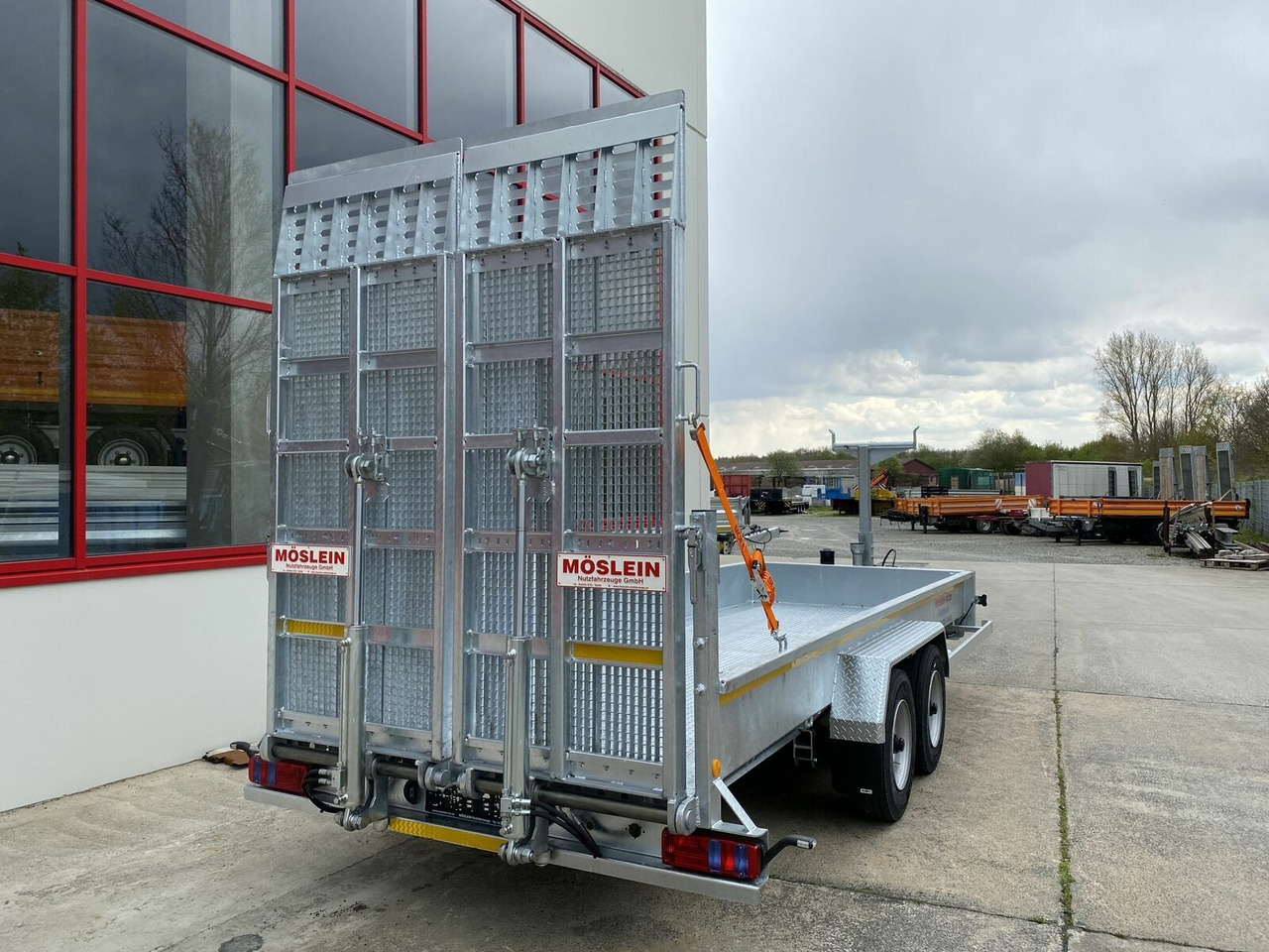 Möslein Tieflader für Fräsen breiten hydraulischen Ramp - Dieplader aanhangwagen: afbeelding 2 Möslein Tieflader für Fräsen breiten hydraulischen Ramp - Dieplader aanhangwagen: afbeelding 2