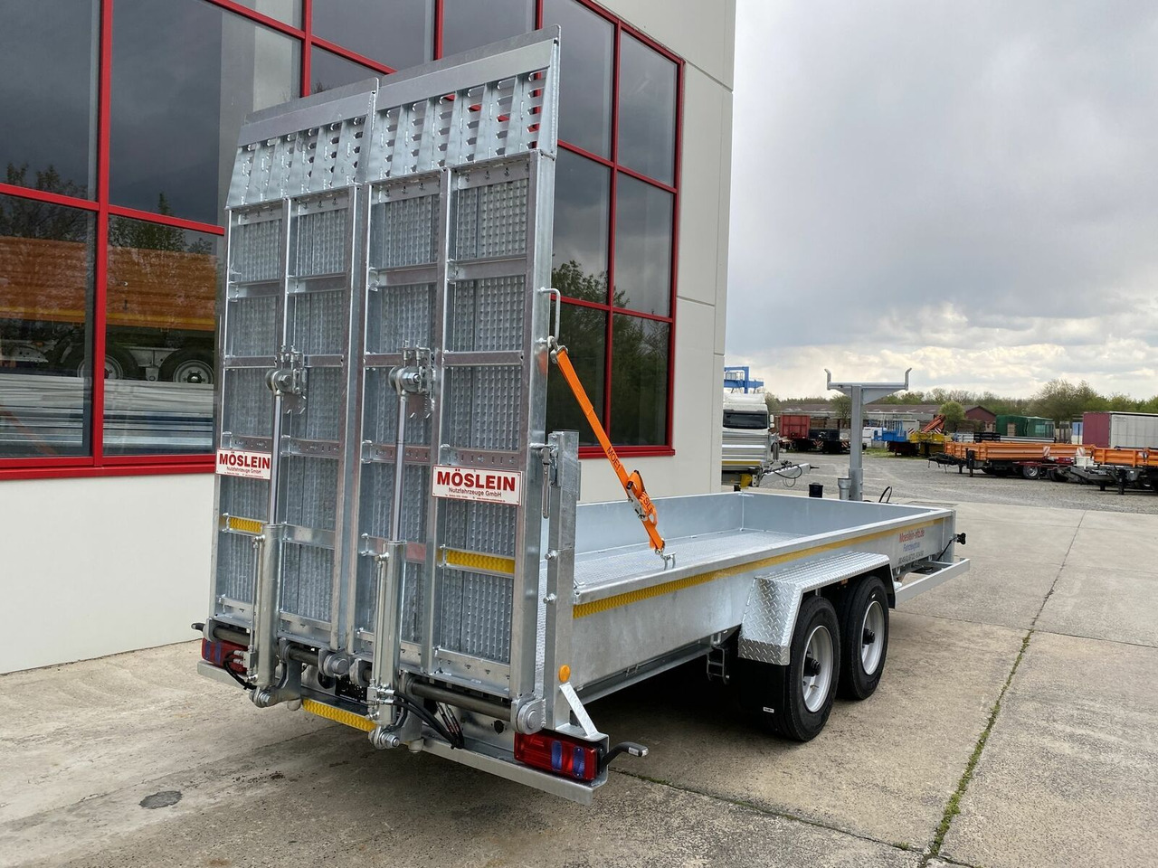Möslein Tieflader für Fräsen breiten hydraulischen Ramp - Dieplader aanhangwagen: afbeelding 5 Möslein Tieflader für Fräsen breiten hydraulischen Ramp - Dieplader aanhangwagen: afbeelding 5