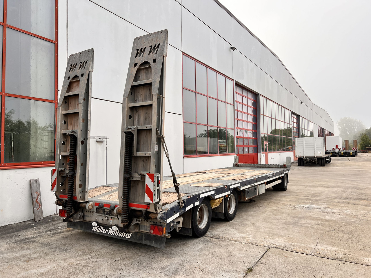Dieplader aanhangwagen voor het vervoer van zwaar materieel Müller Mitteltal D3 3 Achs Tieflader 9 m, Verzinkt, Wenig Benutzt: afbeelding 6 Dieplader aanhangwagen voor het vervoer van zwaar materieel Müller Mitteltal D3 3 Achs Tieflader 9 m, Verzinkt, Wenig Benutzt: afbeelding 6