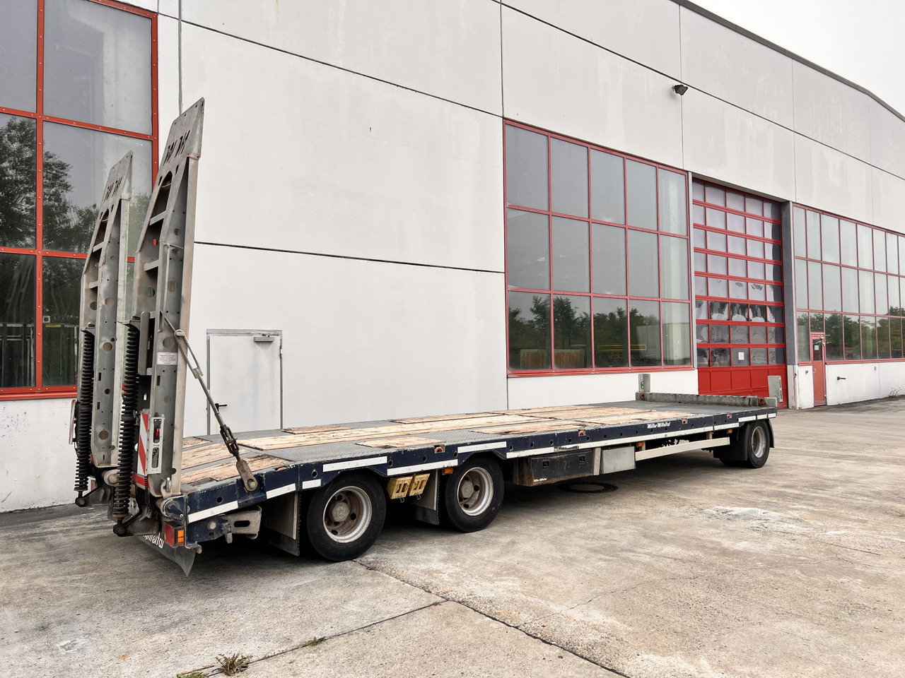 Dieplader aanhangwagen voor het vervoer van zwaar materieel Müller Mitteltal D3 3 Achs Tieflader 9 m, Verzinkt, Wenig Benutzt: afbeelding 7 Dieplader aanhangwagen voor het vervoer van zwaar materieel Müller Mitteltal D3 3 Achs Tieflader 9 m, Verzinkt, Wenig Benutzt: afbeelding 7