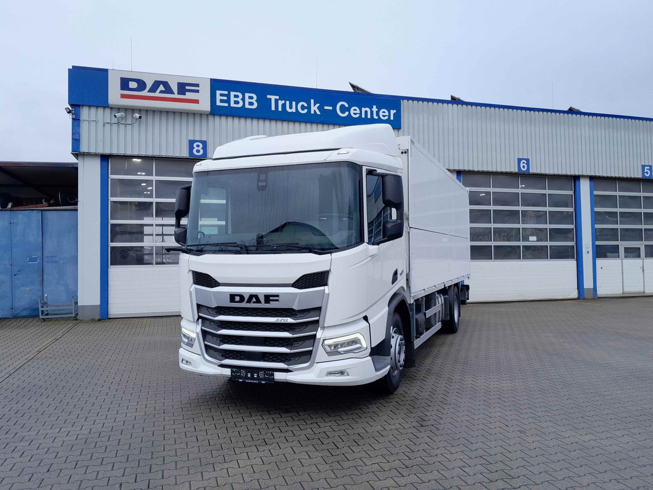 DAF XD 370 Fahrgestell DAF XD 370 Fa Swing-Board-Aufbau - Chassis vrachtwagen: afbeelding 4 DAF XD 370 Fahrgestell DAF XD 370 Fa Swing-Board-Aufbau - Chassis vrachtwagen: afbeelding 4