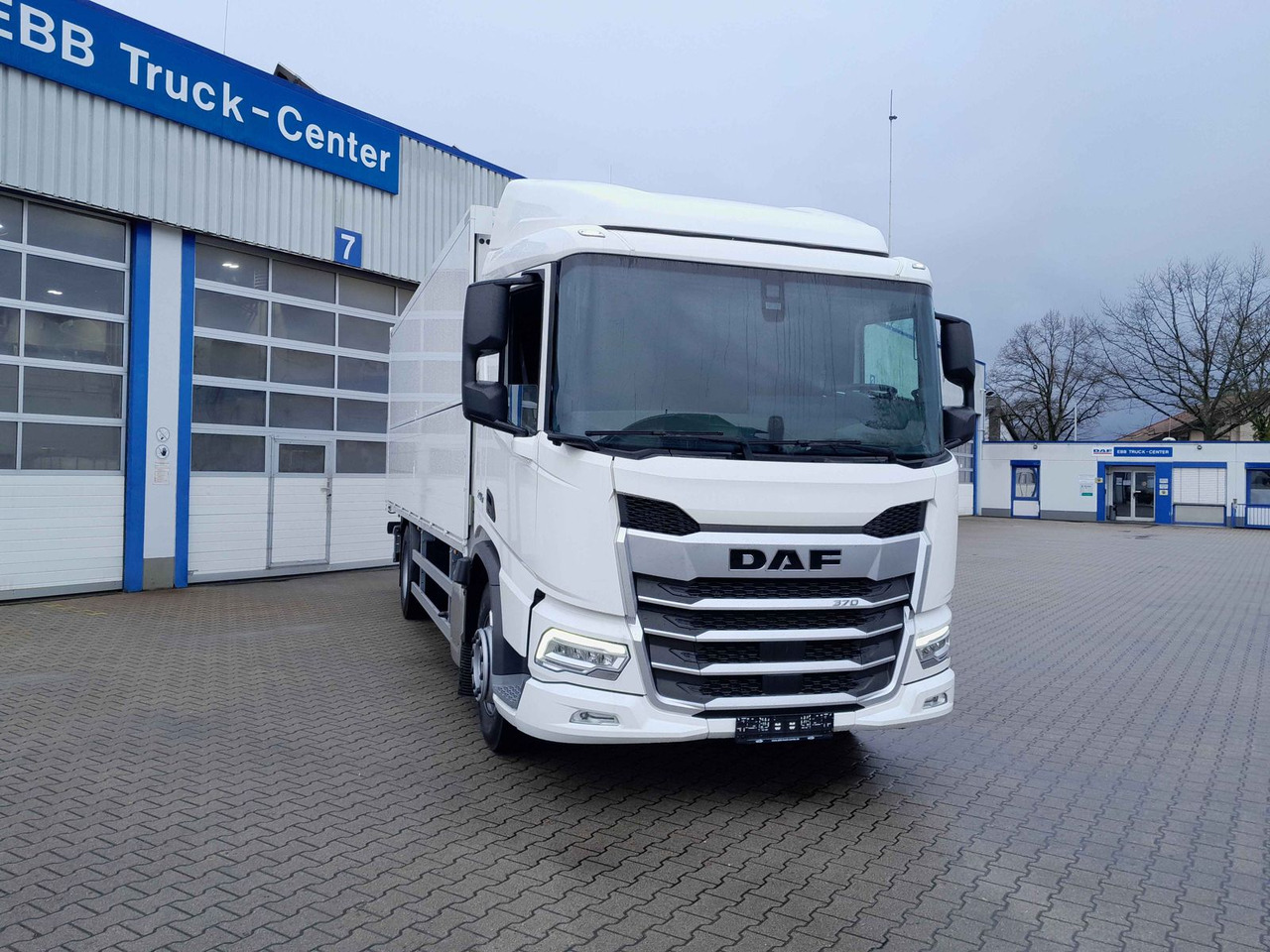 DAF XD 370 Fahrgestell DAF XD 370 Fa Swing-Board-Aufbau - Chassis vrachtwagen: afbeelding 3 DAF XD 370 Fahrgestell DAF XD 370 Fa Swing-Board-Aufbau - Chassis vrachtwagen: afbeelding 3