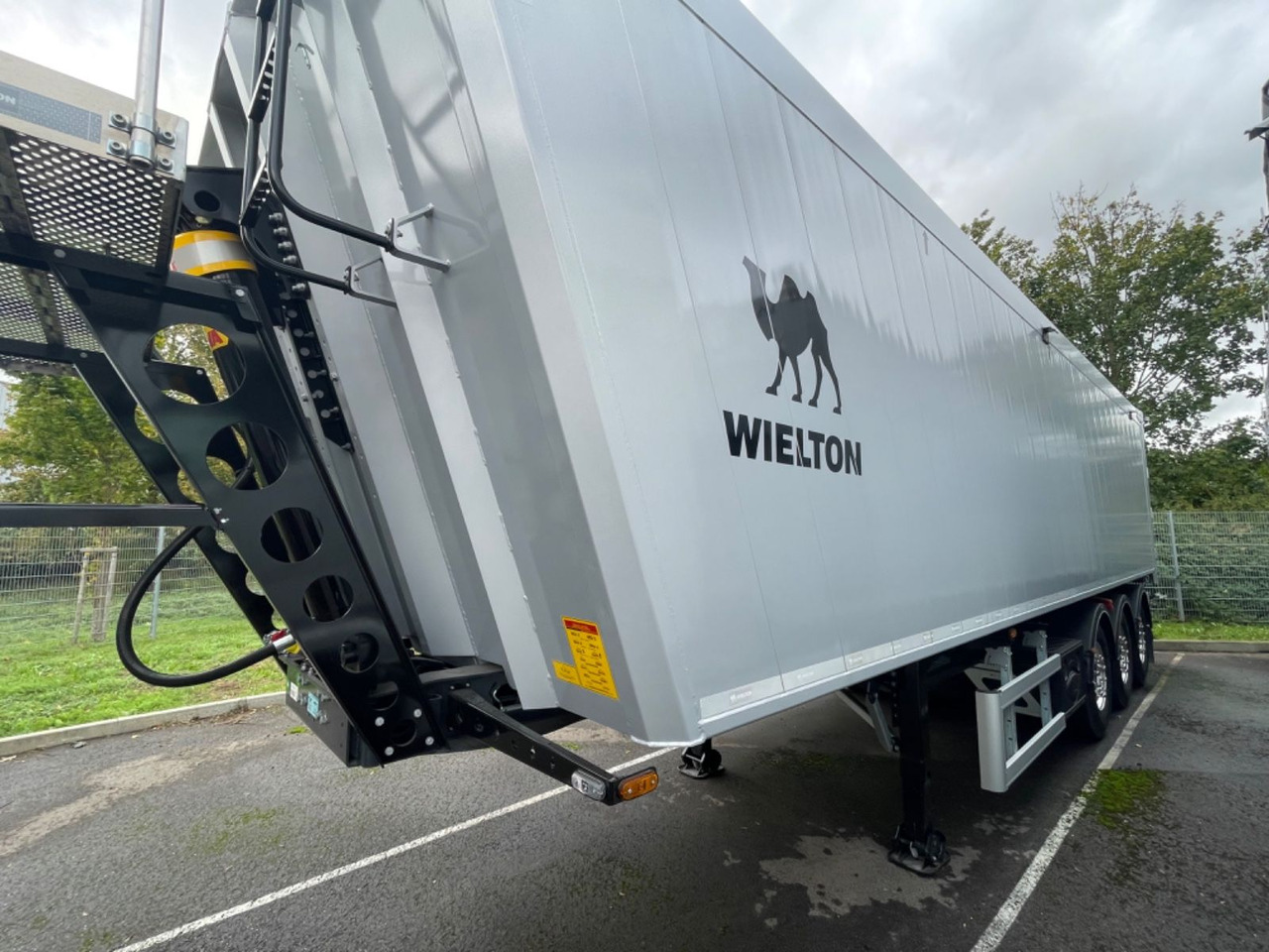 Wielton Bulk Master 51 cbm 3-Achs Alukipper Wielton Bulk Master 51 cbm 3-Achs Alukipper - Kipper oplegger: afbeelding 5 Wielton Bulk Master 51 cbm 3-Achs Alukipper Wielton Bulk Master 51 cbm 3-Achs Alukipper - Kipper oplegger: afbeelding 5