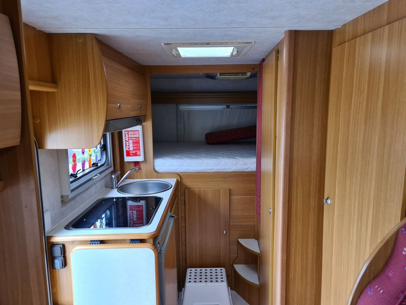 Half integraal camper Ford CAMPER FORD RIMOR SPA: afbeelding 10