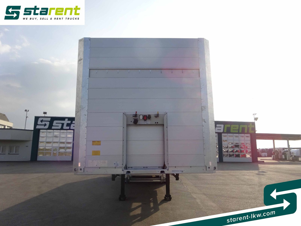 Schmitz Cargobull Baustofftrailer, Liftachse, 80cm Bordwände - Vlakke/ Open oplegger: afbeelding 2 Schmitz Cargobull Baustofftrailer, Liftachse, 80cm Bordwände - Vlakke/ Open oplegger: afbeelding 2