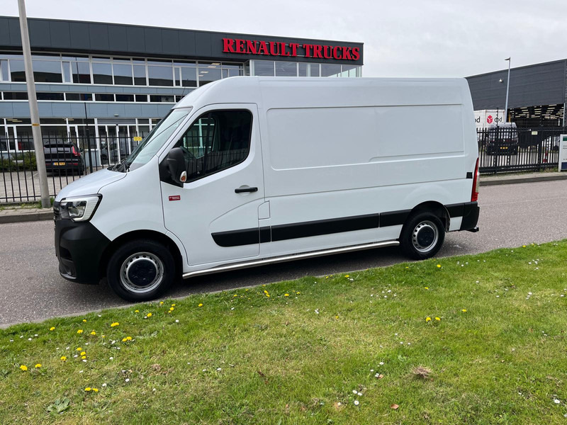 Renault Master 180.35 Red Edition L2 H2, 180pk, Airco, Nav, Camera - Gesloten bestelwagen: afbeelding 2 Renault Master 180.35 Red Edition L2 H2, 180pk, Airco, Nav, Camera - Gesloten bestelwagen: afbeelding 2