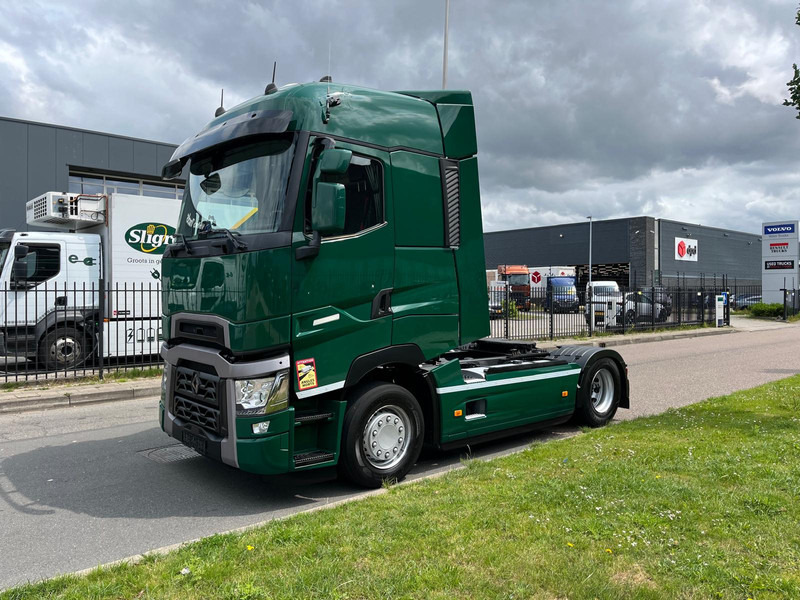 Renault T-13 High 480 T4x2, Highsleeper, Airco, Nav, Bluetooth - Trekker: afbeelding 1 Renault T-13 High 480 T4x2, Highsleeper, Airco, Nav, Bluetooth - Trekker: afbeelding 1