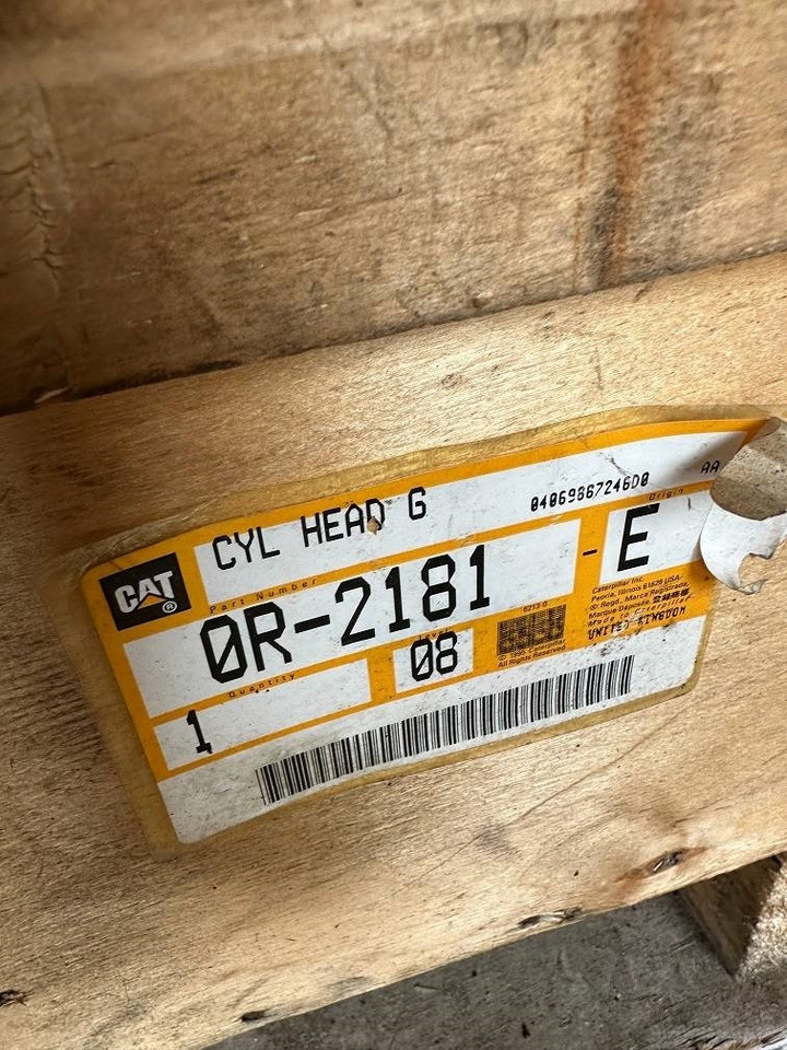 CAT 0R2181 0R-2181 cylinder head - Motor voor Bouwmachine: afbeelding 1 CAT 0R2181 0R-2181 cylinder head - Motor voor Bouwmachine: afbeelding 1