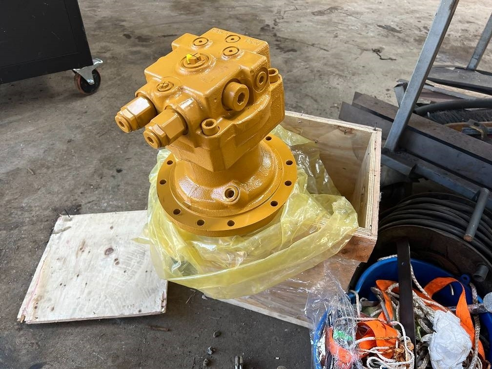 CAT 315cl swing pump (unused) - Hydraulica voor Bouwmachine: afbeelding 1 CAT 315cl swing pump (unused) - Hydraulica voor Bouwmachine: afbeelding 1