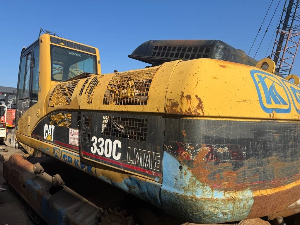 CAT 330 CL FOR PARTS - Rupsgraafmachine: afbeelding 1 CAT 330 CL FOR PARTS - Rupsgraafmachine: afbeelding 1