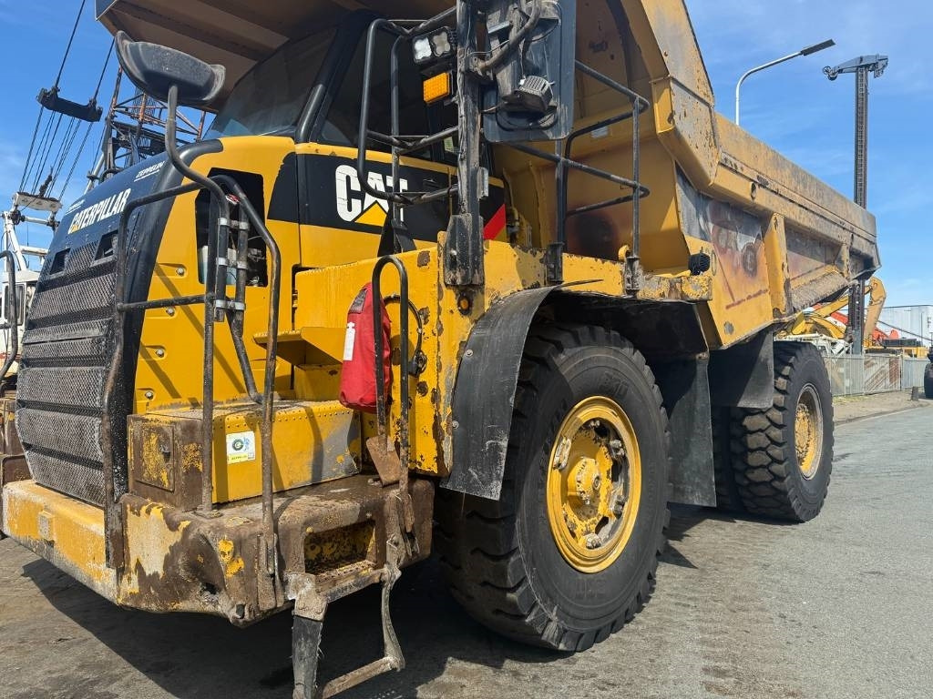 Zelfrijdende kiepwagen CAT 770 ( GERMAN MACHINE ): afbeelding 14