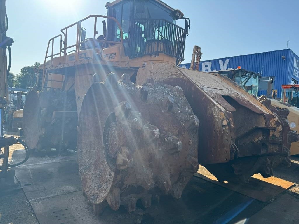 Vandel 550-4 ( VOLVO L350H ) - Schapenpootwals/ Grondverdichter: afbeelding 4 Vandel 550-4 ( VOLVO L350H ) - Schapenpootwals/ Grondverdichter: afbeelding 4