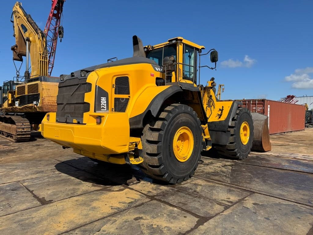 Volvo L 220 H ( WITH NEW TYRES ) - Wiellader: afbeelding 5 Volvo L 220 H ( WITH NEW TYRES ) - Wiellader: afbeelding 5