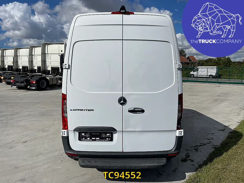 Mercedes-Benz E-Sprinter L2H2 41 kWh - Gesloten bestelwagen, Elektrische bedrijfswagen: afbeelding 4 Mercedes-Benz E-Sprinter L2H2 41 kWh - Gesloten bestelwagen, Elektrische bedrijfswagen: afbeelding 4