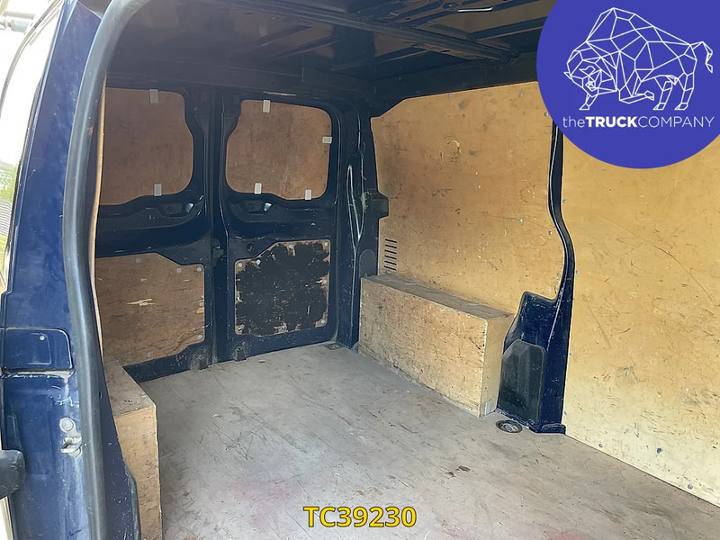 Leasing Peugeot Expert 2l 120cv Peugeot Expert 2l 120cv: afbeelding 10 Leasing Peugeot Expert 2l 120cv Peugeot Expert 2l 120cv: afbeelding 10