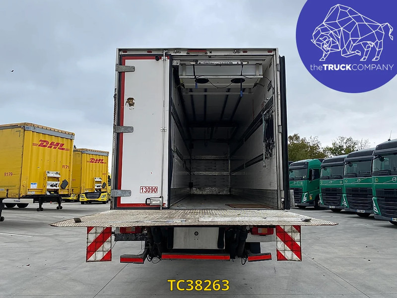 Koelwagen vrachtwagen Volvo FM 330: afbeelding 8 Koelwagen vrachtwagen Volvo FM 330: afbeelding 8