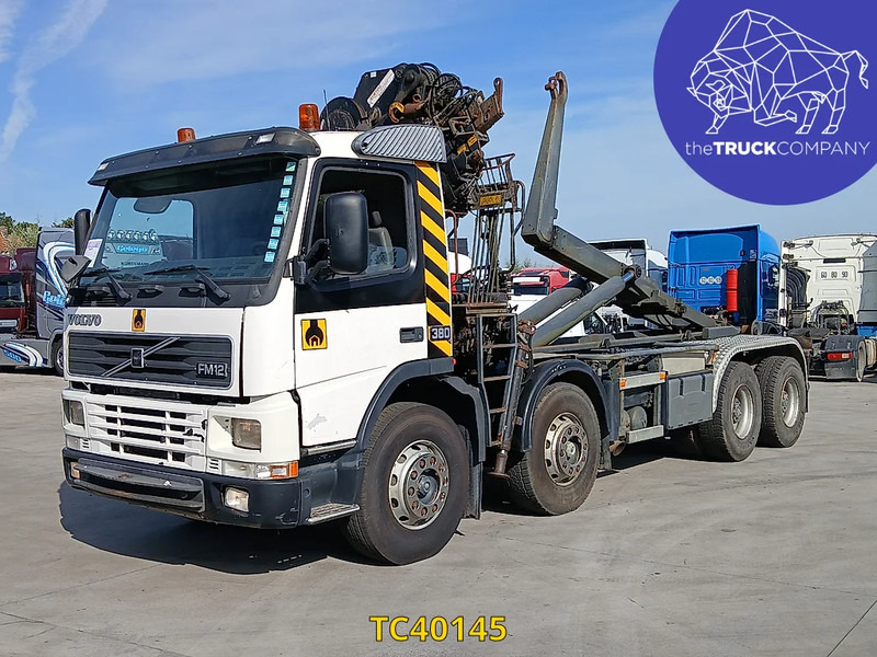Volvo FM - Containertransporter/ Wissellaadbak vrachtwagen: afbeelding 1 Volvo FM - Containertransporter/ Wissellaadbak vrachtwagen: afbeelding 1