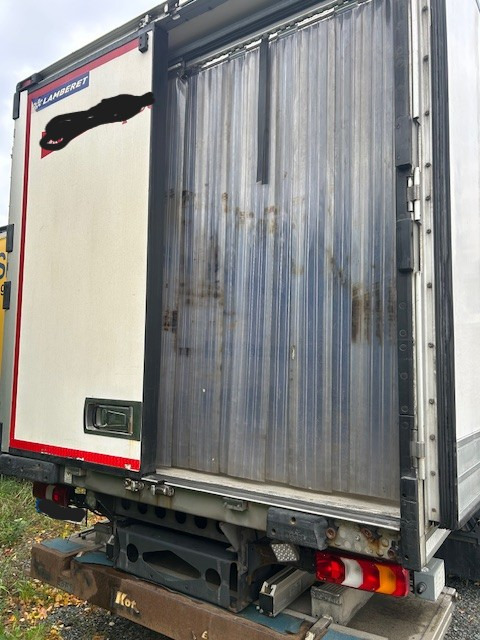 MERCEDES-BENZ 1524 - Koelwagen vrachtwagen: afbeelding 5 MERCEDES-BENZ 1524 - Koelwagen vrachtwagen: afbeelding 5