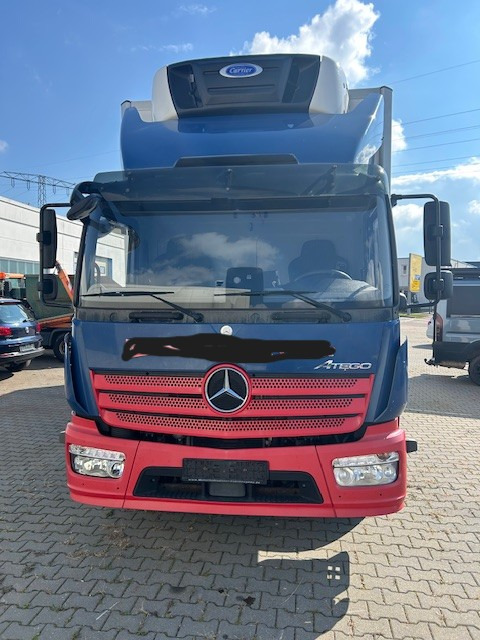 MERCEDES-BENZ 1524 - Koelwagen vrachtwagen: afbeelding 2 MERCEDES-BENZ 1524 - Koelwagen vrachtwagen: afbeelding 2