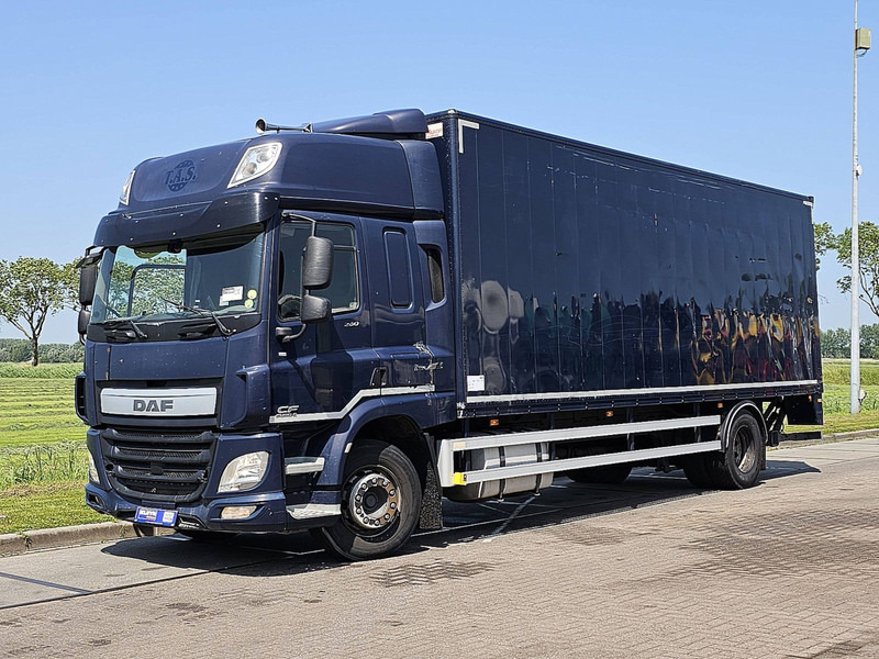 DAF CF 260 RIGHT SIDE CURTAINS - Schuifzeilen vrachtwagen: afbeelding 2 DAF CF 260 RIGHT SIDE CURTAINS - Schuifzeilen vrachtwagen: afbeelding 2