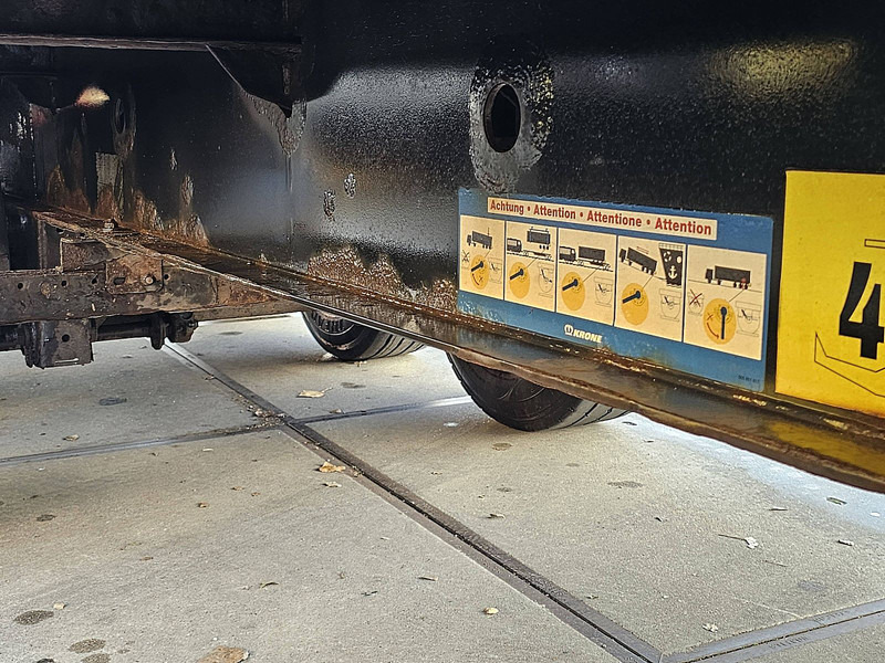 Gesloten oplegger Krone KLEIDERKOFFER: afbeelding 9 Gesloten oplegger Krone KLEIDERKOFFER: afbeelding 9