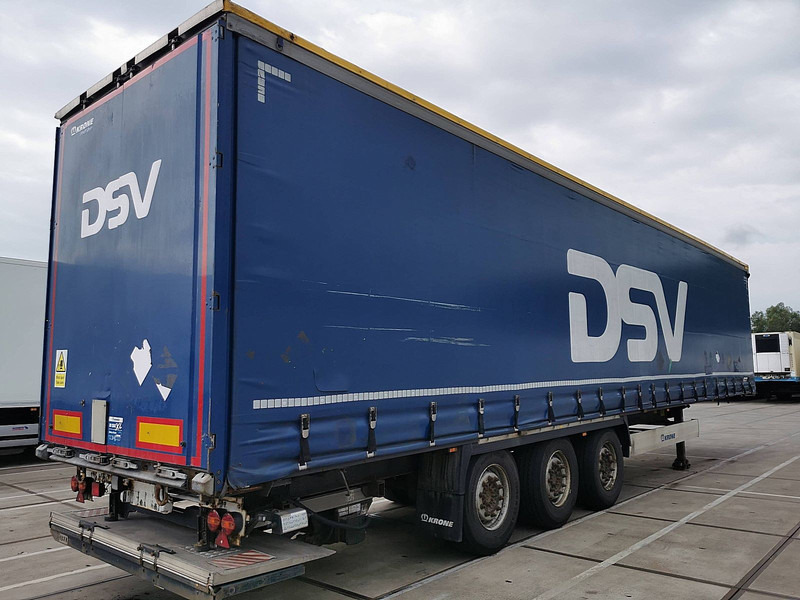 Krone SDP 02 BÄR 2 TONS TAILLIFT - Schuifzeiloplegger: afbeelding 2 Krone SDP 02 BÄR 2 TONS TAILLIFT - Schuifzeiloplegger: afbeelding 2