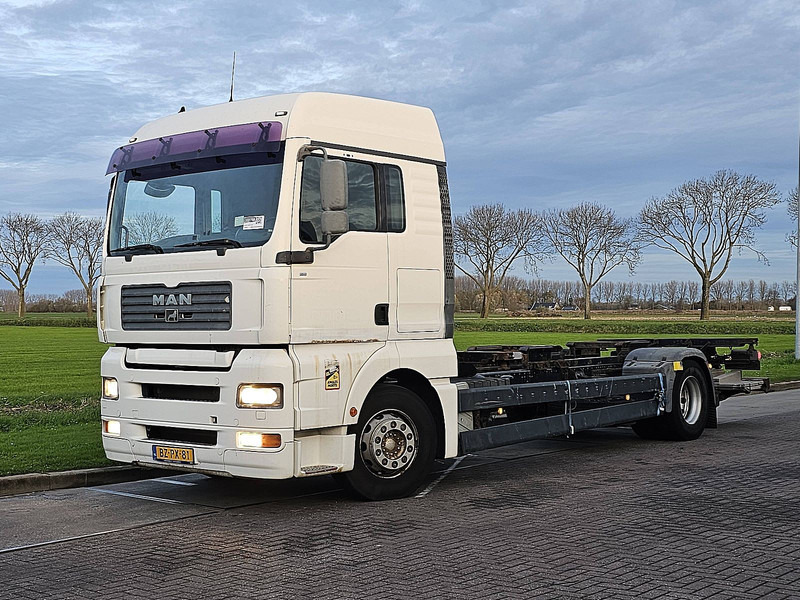 MAN 18.400 TGA XLX LIFT 508DKM NL-T - Containertransporter/ Wissellaadbak vrachtwagen: afbeelding 2 MAN 18.400 TGA XLX LIFT 508DKM NL-T - Containertransporter/ Wissellaadbak vrachtwagen: afbeelding 2