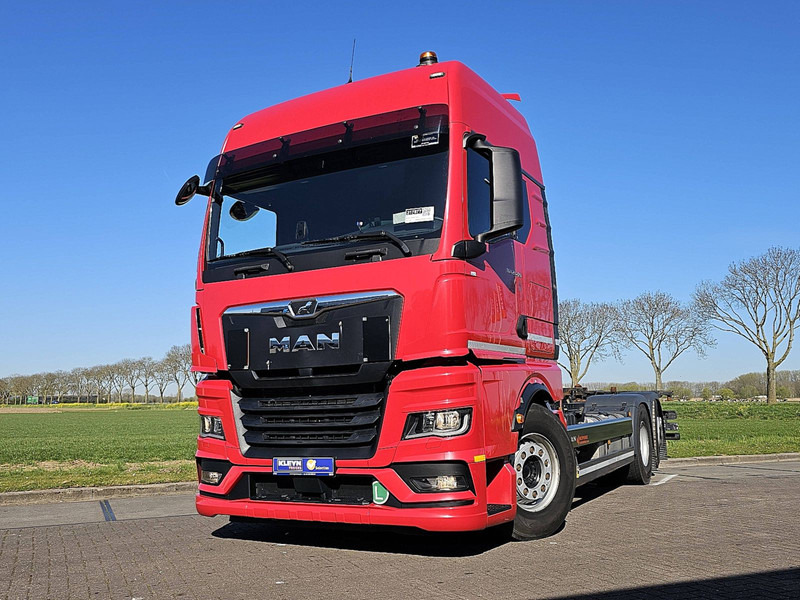 Containertransporter/ Wissellaadbak vrachtwagen MAN 26.470 TGX GX 6X2-4 STEER AXLE: afbeelding 1