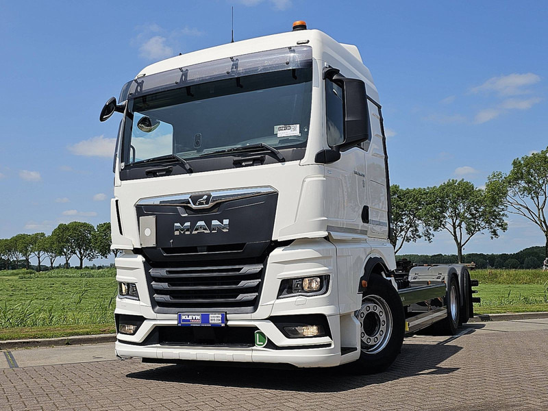 MAN 26.470 TGX TG3 6X2-4 STEERAXLE - Containertransporter/ Wissellaadbak vrachtwagen: afbeelding 1 MAN 26.470 TGX TG3 6X2-4 STEERAXLE - Containertransporter/ Wissellaadbak vrachtwagen: afbeelding 1