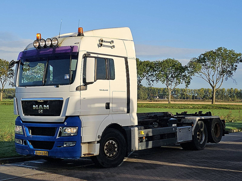 MAN 28.440 TGX - Haakarmsysteem vrachtwagen: afbeelding 2 MAN 28.440 TGX - Haakarmsysteem vrachtwagen: afbeelding 2