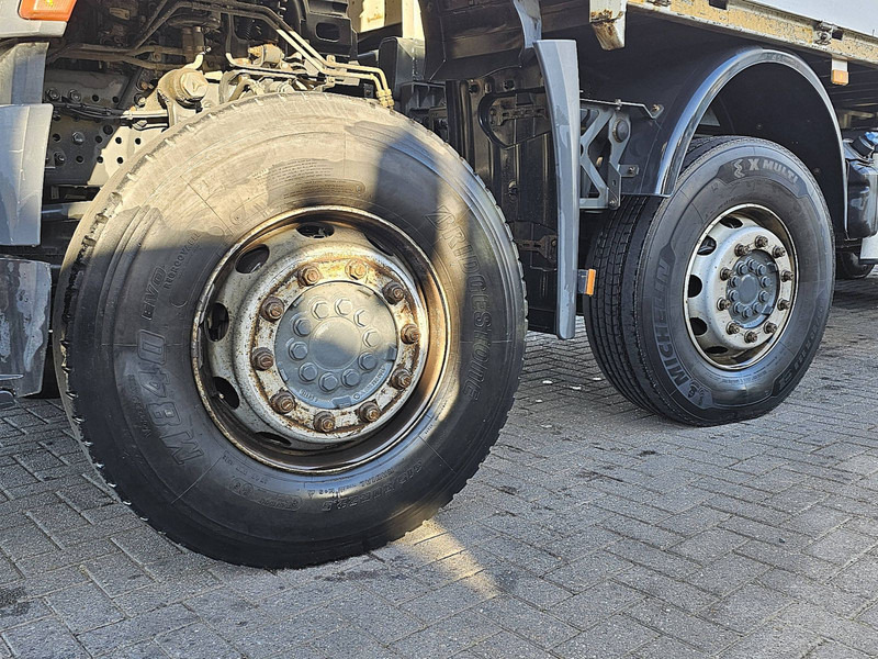 Interieur foto 2: Leasing Mercedes-Benz AROCS 3240 PK23000-4 Mercedes-Benz AROCS 3240 PK23000-4
