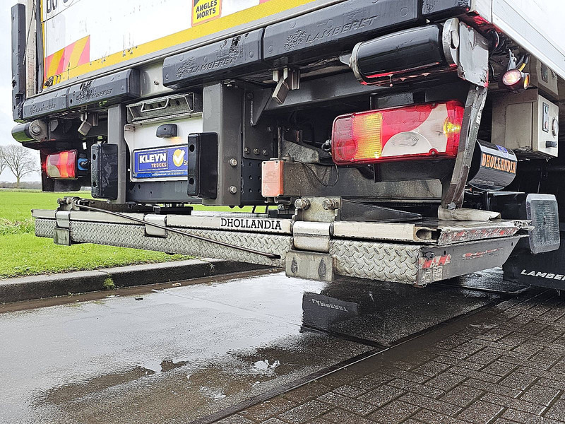 Koelwagen vrachtwagen Scania P320: afbeelding 18