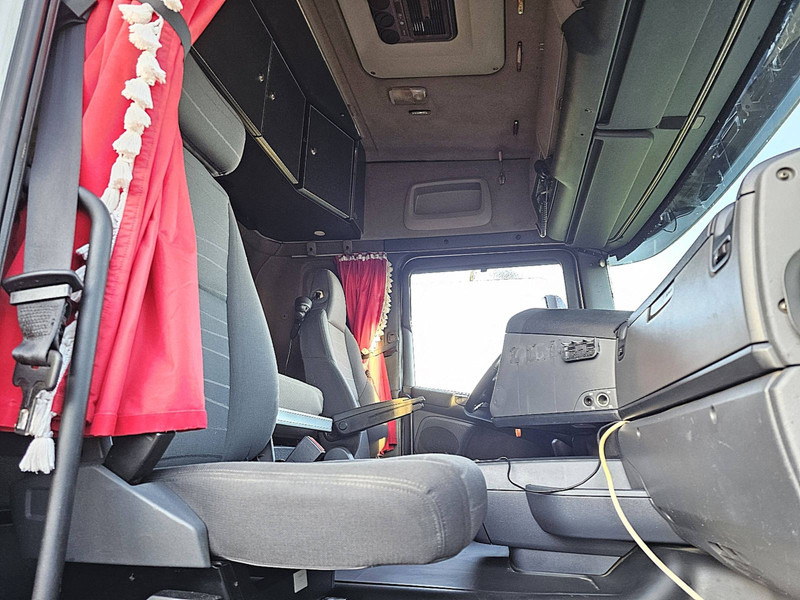 Vrachtwagen met open laadbak, Kraanwagen Scania R490: afbeelding 7
