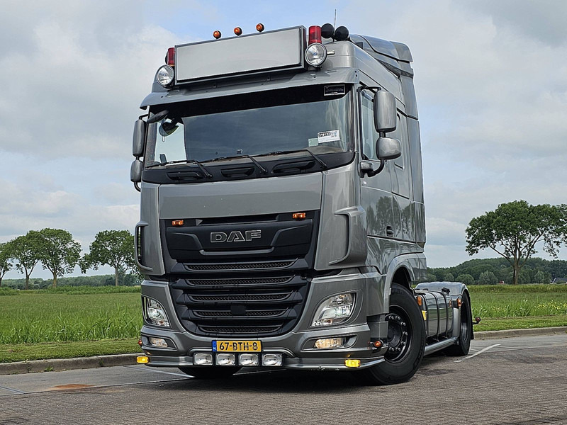 DAF XF 530 MANUAL SHOW TRUCK - Trekker: afbeelding 1 DAF XF 530 MANUAL SHOW TRUCK - Trekker: afbeelding 1
