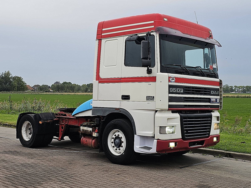 DAF XF 95.380 SPACECAB EURO 2 - Trekker: afbeelding 5 DAF XF 95.380 SPACECAB EURO 2 - Trekker: afbeelding 5